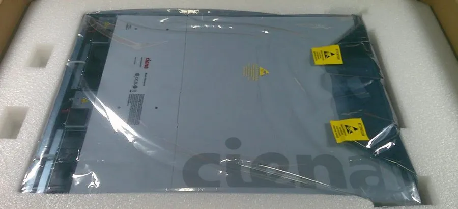 Оптический модуль CIENA 186-2004-902 Waveserver Premium 400G 2+10 EDFA AC Power