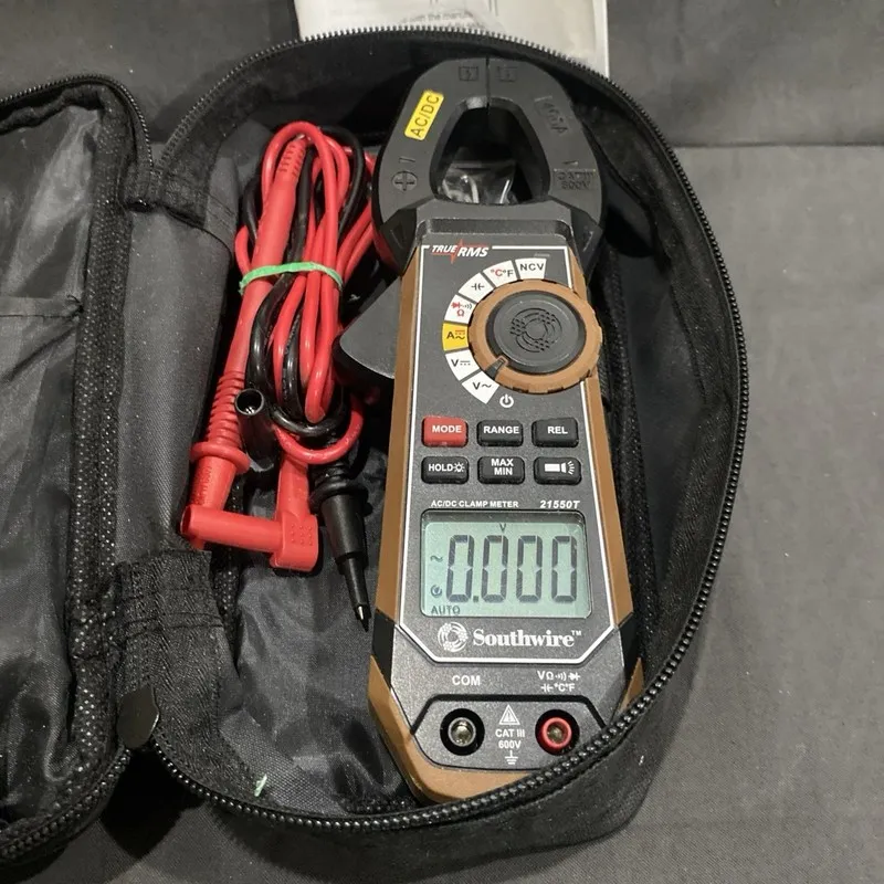 Тестер Southwire Professional Digital 600-Volt Clamp Meter True RMS 21550T