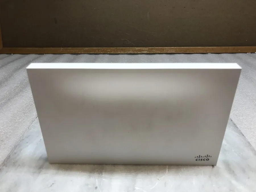 Точка доступа Wi-Fi Cisco Meraki MR42 WiFi 6 Indoor Wireless Access Point UNCLAI