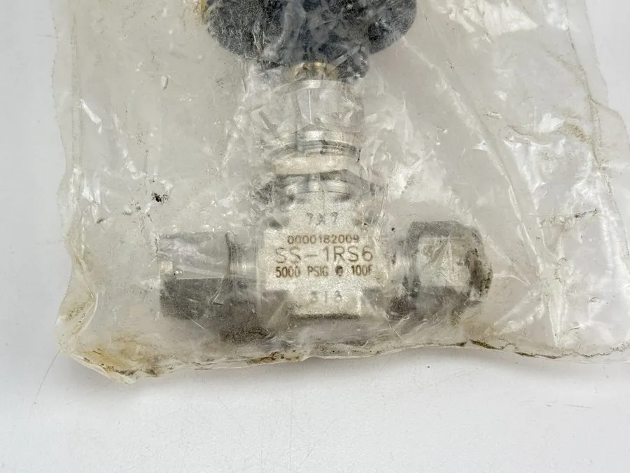 Клапан Swagelok 3/8" Stainless Steel Bonnet Needle Valve SS-1RS6 (LXE9J)