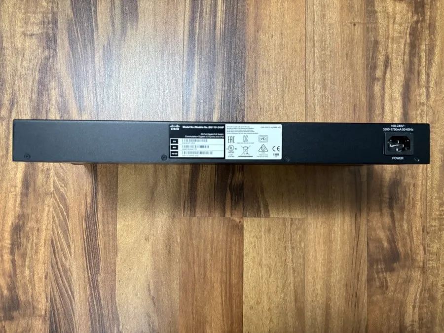 Коммутатор Cisco SG110-24HP 24-Port Gigabit PoE Unmanaged Switch 100W 2x SFP
