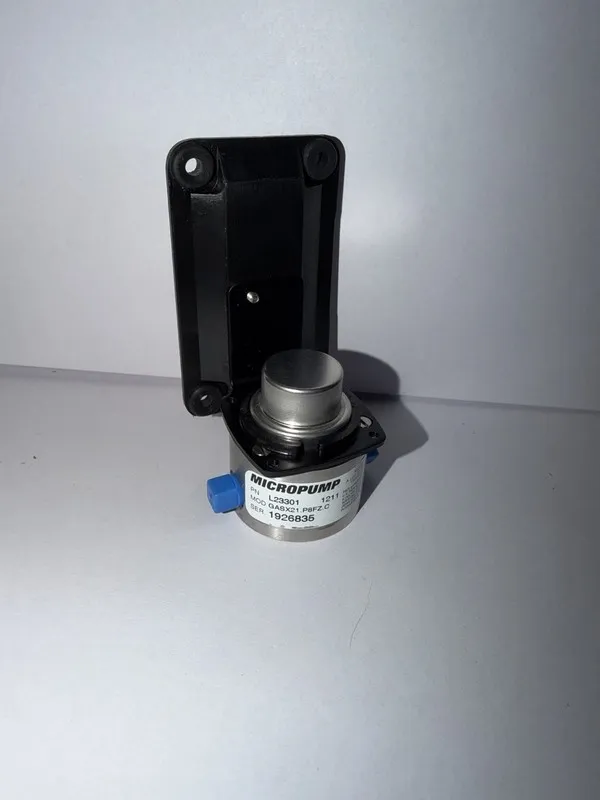 Насос Micropump Magnetic Drive Gear Pump GASX21.P8FZ.C L23301 Suction Cup W/Moto — фото лота 1
