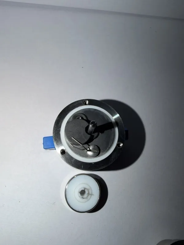 Насос Micropump Magnetic Drive Gear Pump GASX21.P8FZ.C L23301 Suction Cup W/Moto — фото лота 2