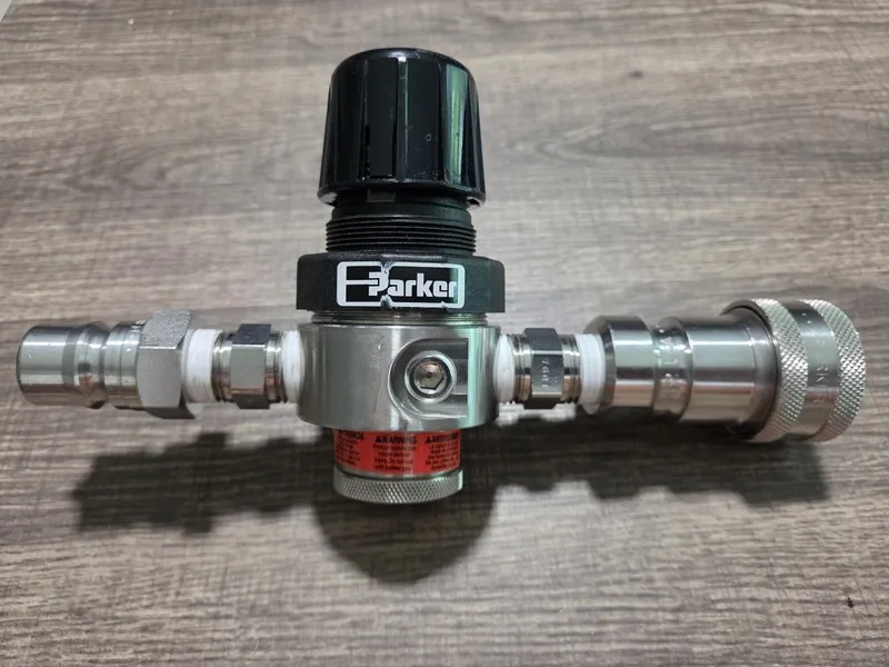 Трубопроводная арматура Parker PR10 Stainless Steel Pressure Regulator w/ 60 Ser — фото лота 2