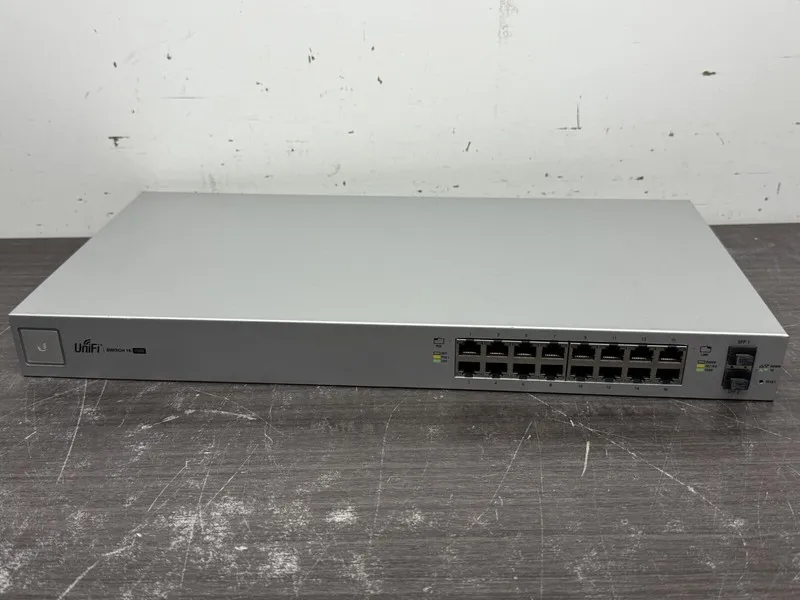 Коммутатор Ubiquiti UniFi US-16-150W 16-Port Gigabit Managed PoE+ Switch