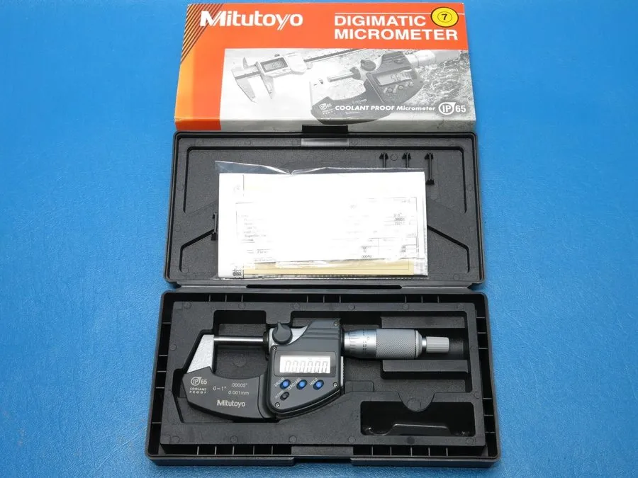 Микрометр Mitutoyo Electronic Digital Outside Micrometer 1" Max .00005" IP65 293