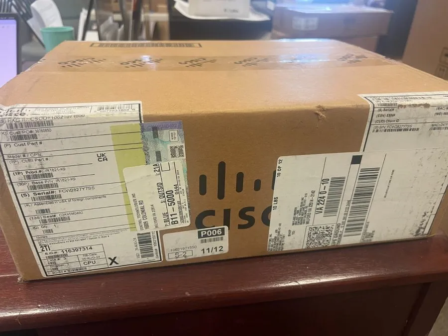 Маршрутизатор Cisco IR1821-K9 Router — фото лота 2