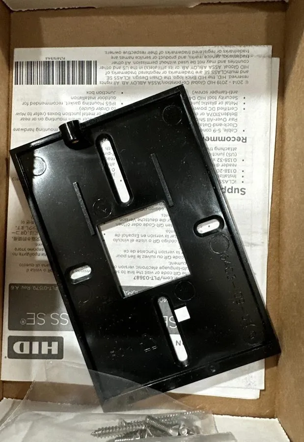 Оборудование видеонаблюдения 3x HID 920NTNNEKE001F iClass er R40 Wall Switch