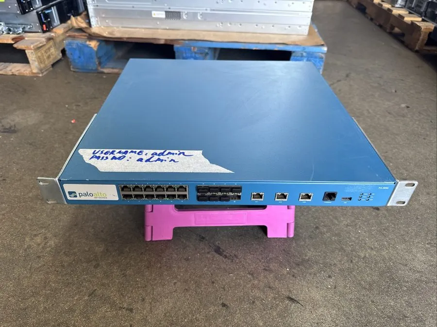 Межсетевой экран Palo Alto PA-3050 4 Gbps Firewall