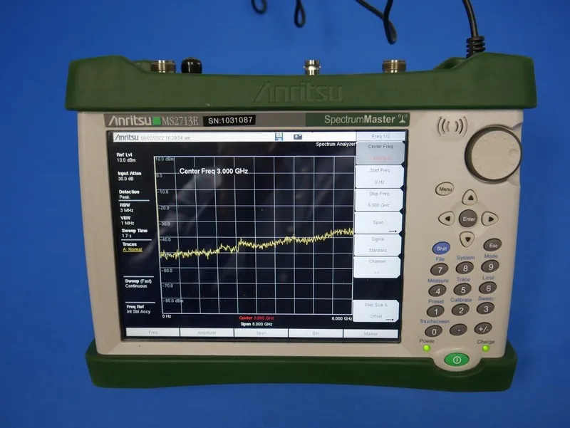 Анализатор спектра Anritsu MS2713E 9kHz 6GHz HandHeld Spectrum Analyzer