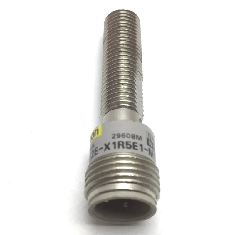 Датчик приближения Omron E2E-X1R5E1-M1 Inductive Proximity Sensor 1.5mm 12-24VDC