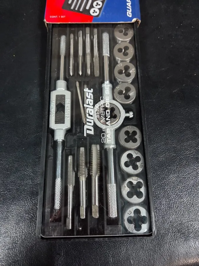 Режущий инструмент Duralast Metric Tap & Die Set (81-101)