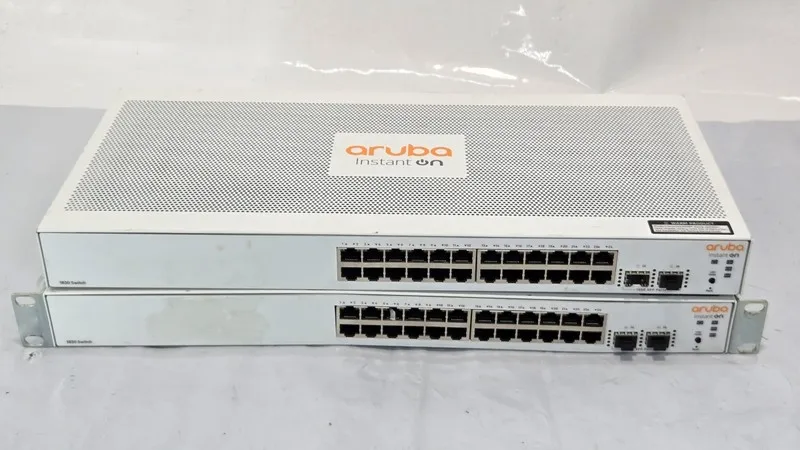 Коммутатор HPE Aruba Instant On 1830 JL812A#AC 24-Port Gigabit 2x SFP Switch