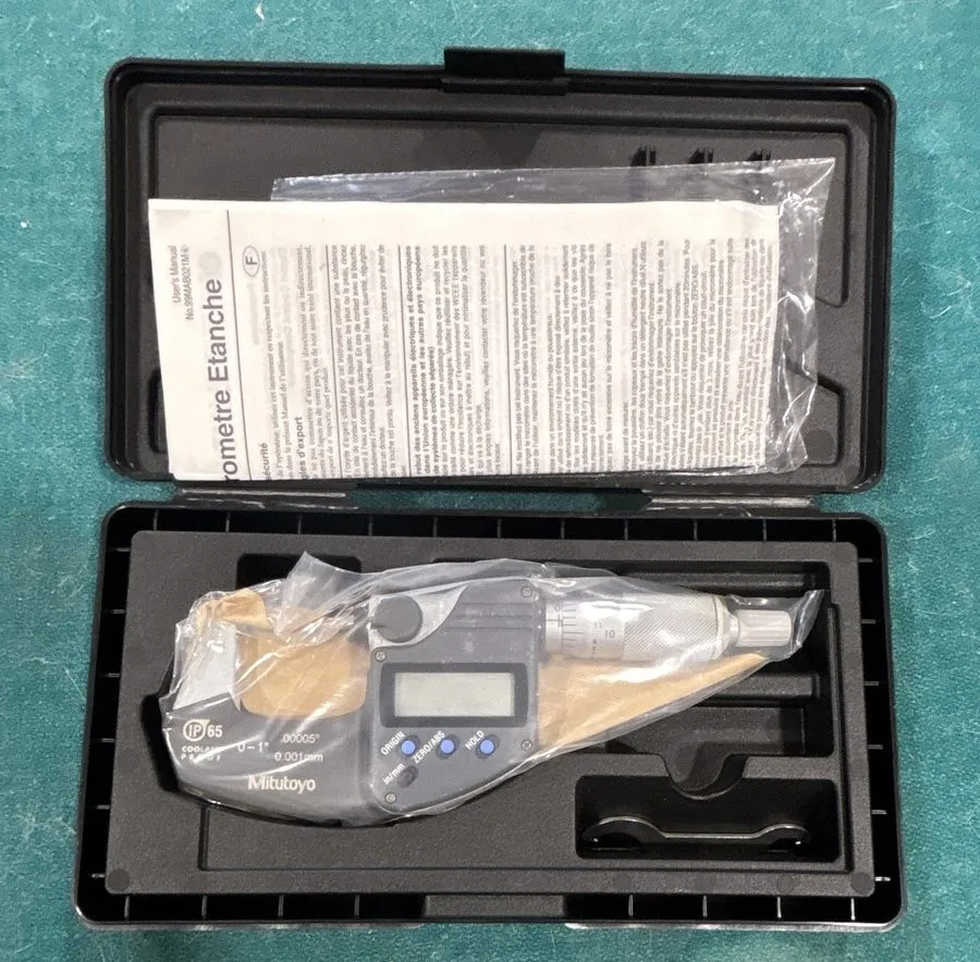 Микрометр Mitutoyo 293-340 Digimatic Micrometer, 0-1"/0-25mm Range, .00005"/0.00