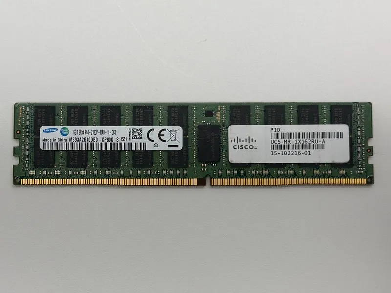 Модуль памяти Samsung DDR4 2133MHzCL15 16GB RegECC 2Rx4 (PC4 2133) M393A2G40DB0-