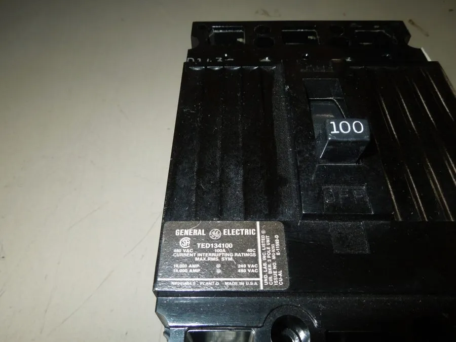 Автоматический выключатель GE Circuit Breaker TED134100WL 100A 3 Pole TED134100 