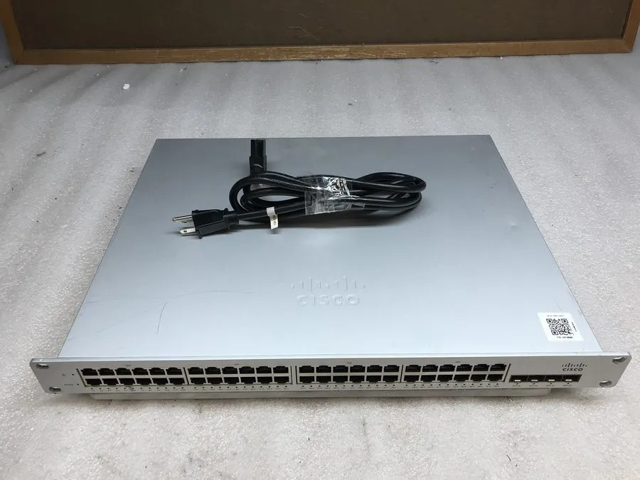 Коммутатор CISCO MERAKI MS220-48-HW 48Port Gigabit Cloud Managed Switch UNCLAIME
