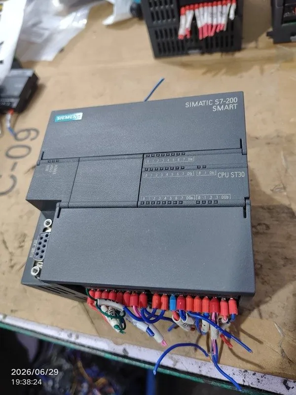 ПЛК Siemens 6ES7 288-1ST30-0AA0 SIMATIC S7-200 SMART CPU