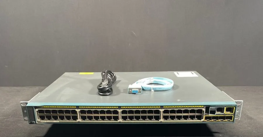 Коммутатор Cisco Catalyst 2960-S 48 port Gigabit Switch PoE+ 370W WS-C2960S-48LP