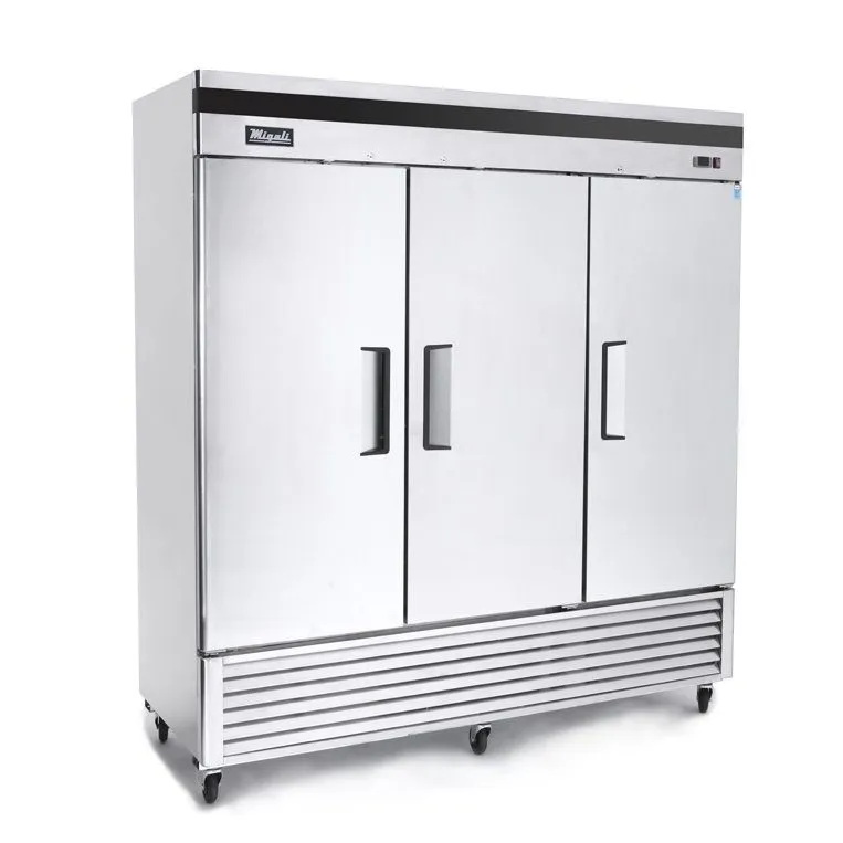 Холодильный шкаф Migali C-3RB-HC 81" 3-Section Reach-In Refrigerator w/ 3 Solid  — фото лота 1