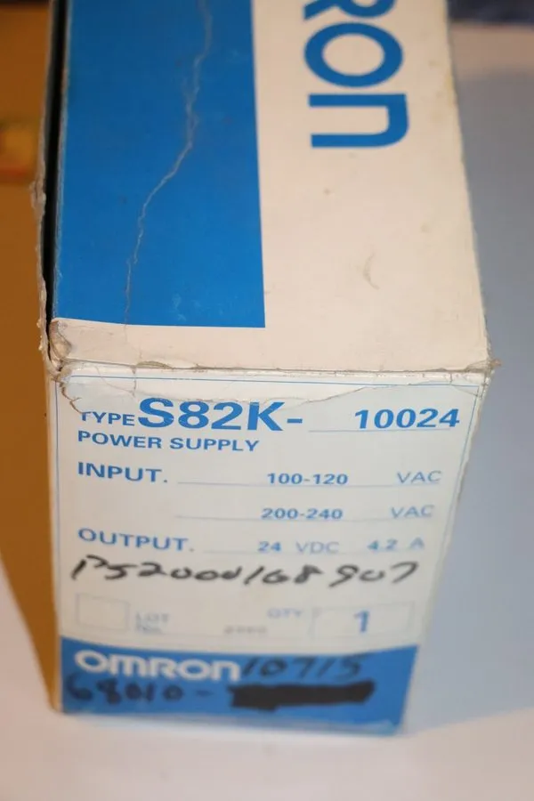 Блок питания Omron S82K S82K-10024 Switching Power Supply 24VDC 4.2A 100W DIN Ra