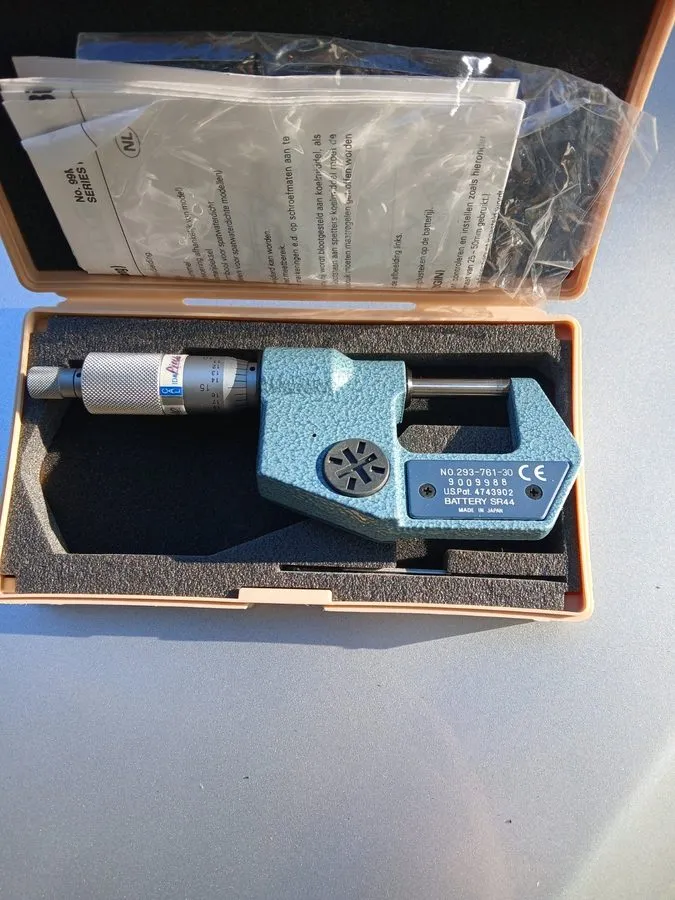 Микрометр Mitutoyo 293-765-30 Digital Micrometer with Case 0-1'' .00005'' 0.001m — фото лота 1