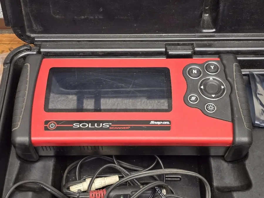 Диагностический сканер SNAP-ON MODIS EEMS300 AUTO DIAGNOSTICS TOOL SCANNER BASE 