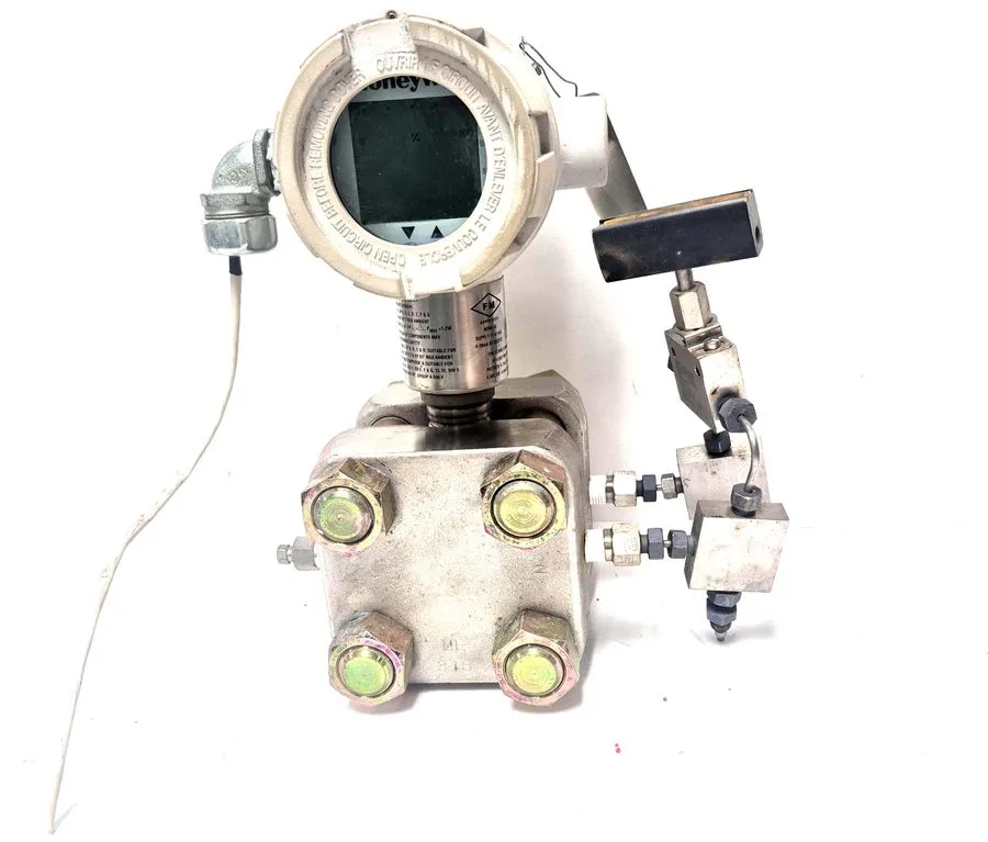 Датчик давления Honeywell ST3000 Smart Pressure Transmitter 11-42VDC 0-100 INH20
