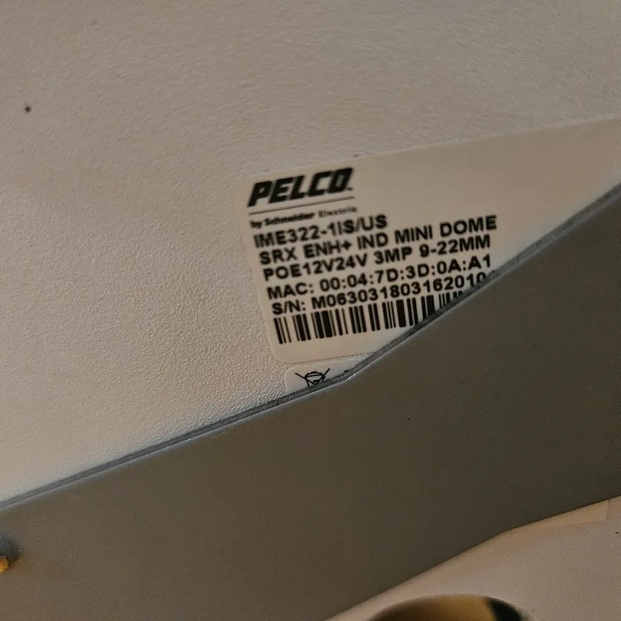 Камера PELCO IME322-1ES 3 MEGAPIXEL NETWORK OUTDOOR DOME CAMERA With BRACKET — фото лота 1