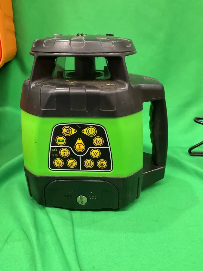 Нивелир Johnson 40-6544 Electronic Self-Leveling Horizontal/Vertical Rotary Lase