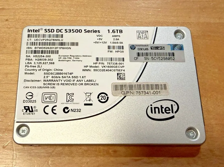 SSD-накопитель SSDSC2BB016T4 Intel DC 3500 Series 1.6TB SATA 6Gbps 2.5in Interna