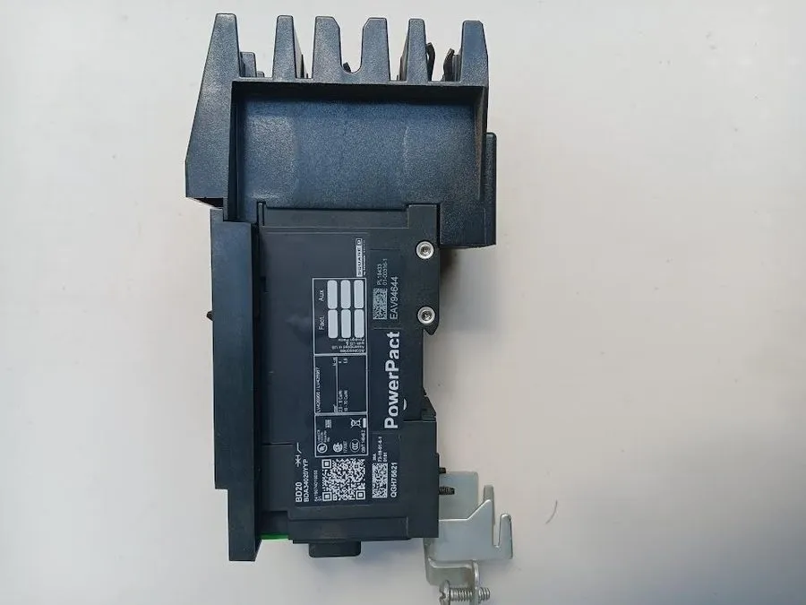 Автоматический выключатель Square D BDA BDA34020YYP 3 POLE 20 AMP 480V CIRCUIT B — фото лота 2