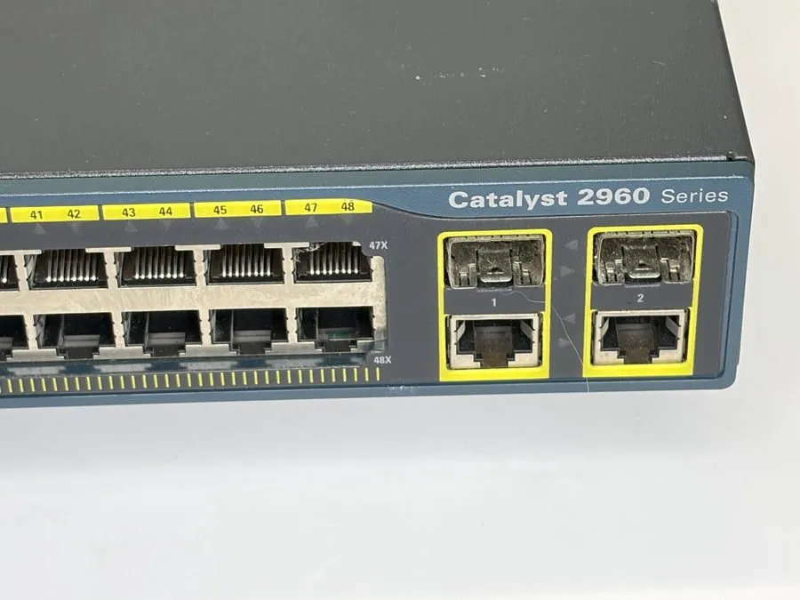 Коммутатор Cisco Catalyst 2960 Series WS-C2960-48TC-L V05 48-Ports Switch — фото лота 2