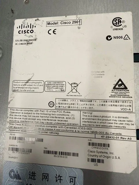 Маршрутизатор Cisco 2900 Series Integrated Service Router Ipbasek9 IOS 15.2 CISC — фото лота 1
