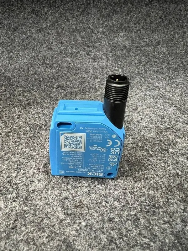 Фотоэлектрический датчик WTT12LC-B2563