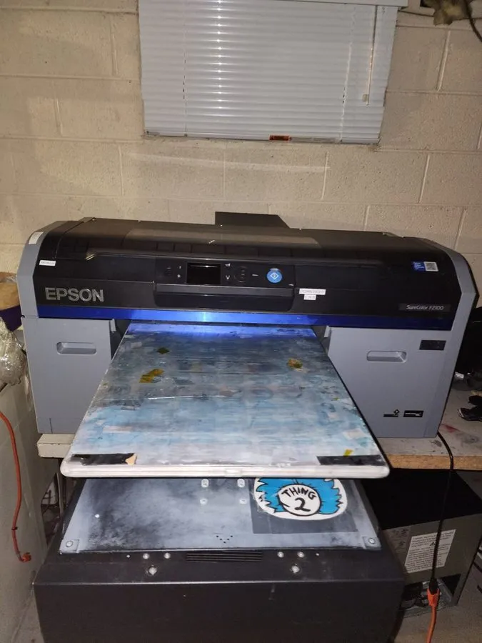 Принтер Epson F2100 DTG Printer W/ Small, Medium, Large Platters Included