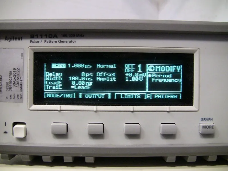 Тестер Agilent/Keysight 81110A Pulse Pattern Generator 165-330MHz, Option 7