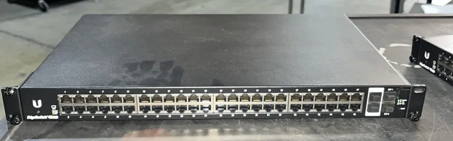 Коммутатор Ubiquiti ES-48-LITE EdgeSwitch 48-Port Gigabit Managed Switch 2x 10G