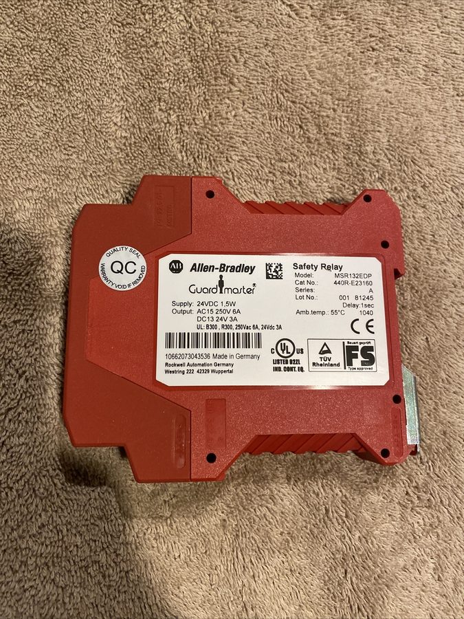 Реле безопасности Allen Bradley MSR132EDP (440R-E23160) Surplus.