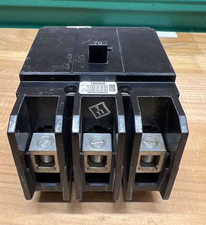 Автоматический выключатель Westinghouse GHB3070 3 Pole 70 Amp 480V AC Circuit Br