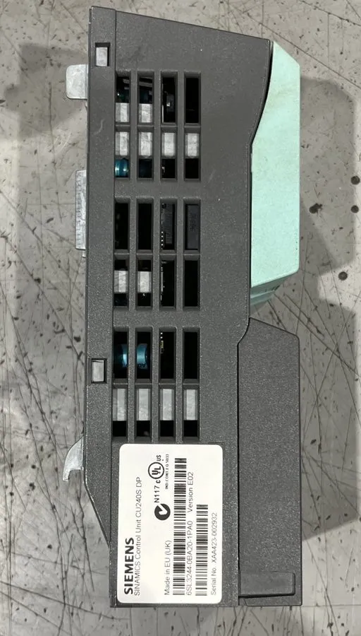 Частотный преобразователь Siemens 6SL3244-0BA20-1PA0 SINAMICS G120 Control Unit  — фото лота 1