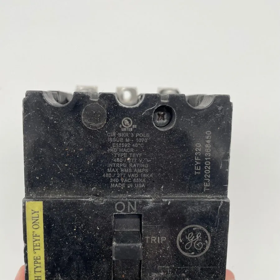 Автоматический выключатель ABB TEYF320 3-Pole 20A 480V Circuit Breaker with 120v