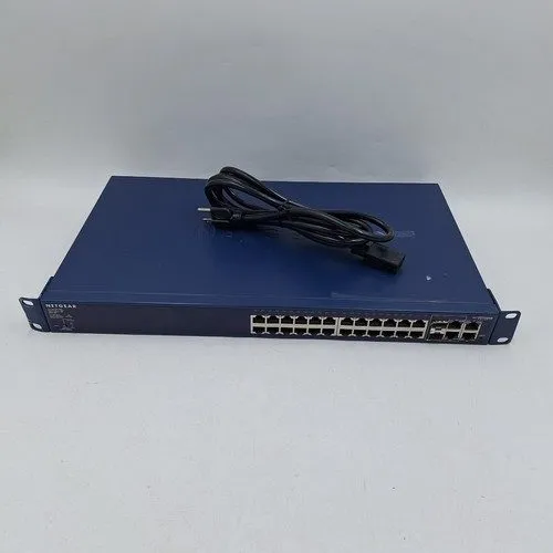 Коммутатор NETGEAR GS728TP Pro 24 Port Gigabit Smart PoE+ Switch 190W 4x SFP GS7