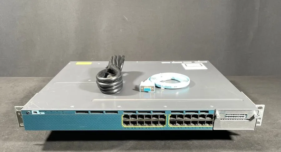 Коммутатор Cisco Catalyst WS-C3560X-24P-S 24-Port PoE+ Switch w/ C3KX-NM-10G