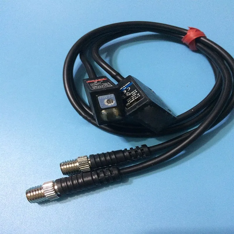 Фотоэлектрический датчик Keyence PZ-M52 Photoelectric Thrubeam Sensor 10m M8 Con