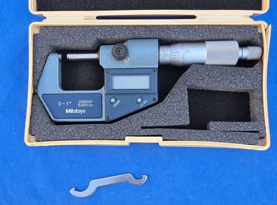 Микрометр 15584 Mitutoyo 293-761-30 digital micrometer 0-1" 0.001MM .00005"