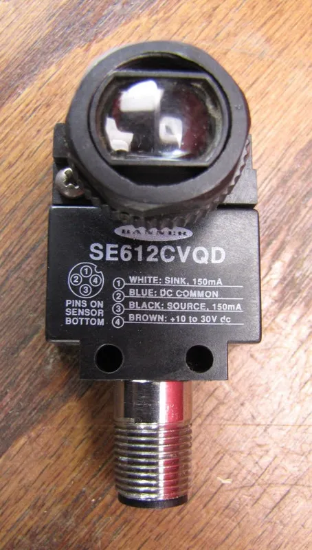 Фотоэлектрический датчик Banner SE612CVQD 10-30 VDC Photoelectric Scanner Sensor — фото лота 2