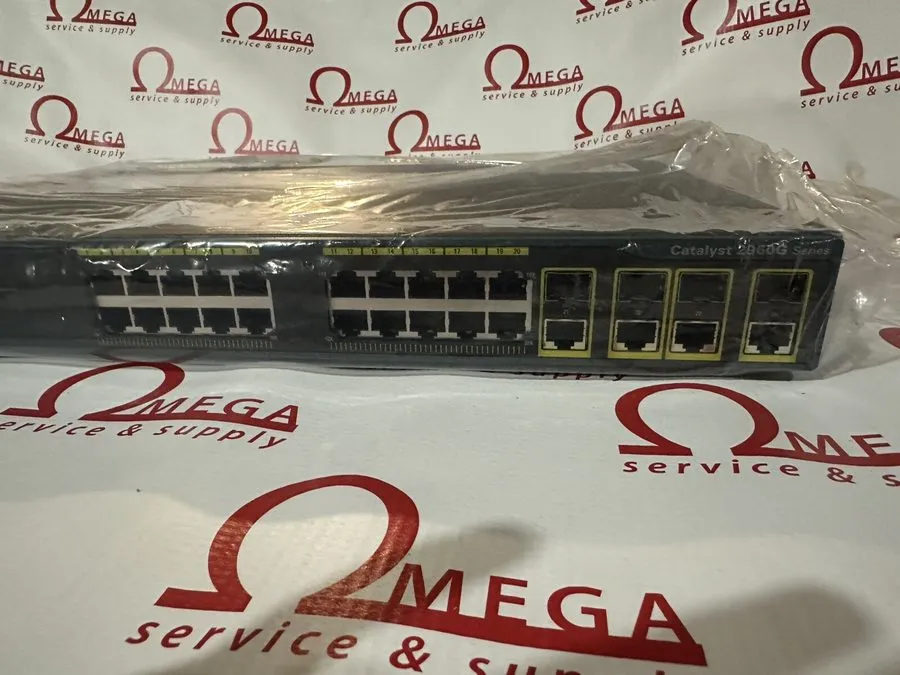 Коммутатор Cisco Catalyst 2960G 24-Port Gigabit Network Switch WS-2960G-24TC-L w — фото лота 1