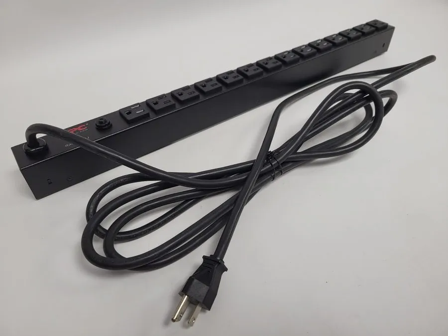 Блок розеток PDU APC AP9567 Basic Rack PDU 0U 15A 100/120V 14-Outlet NEMA 5-15R — фото лота 2