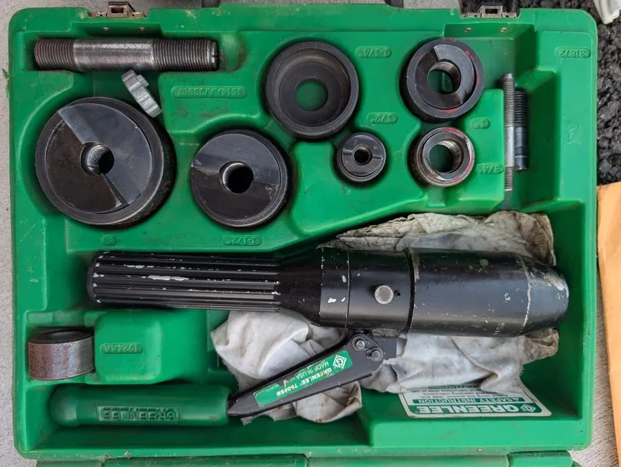 Электрооборудование Greenlee Hydraulic Punch Driver 7804SB/7806SB — фото лота 1
